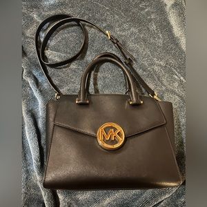 Michael kors black crossbody